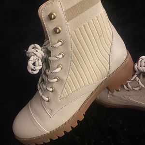 Cecelia New York boots